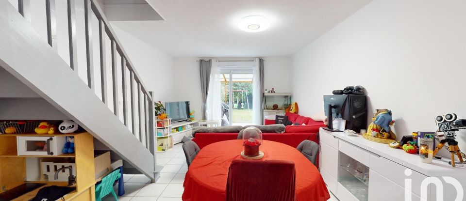 Duplex 3 rooms of 61 m² in La Salvetat-Saint-Gilles (31880)