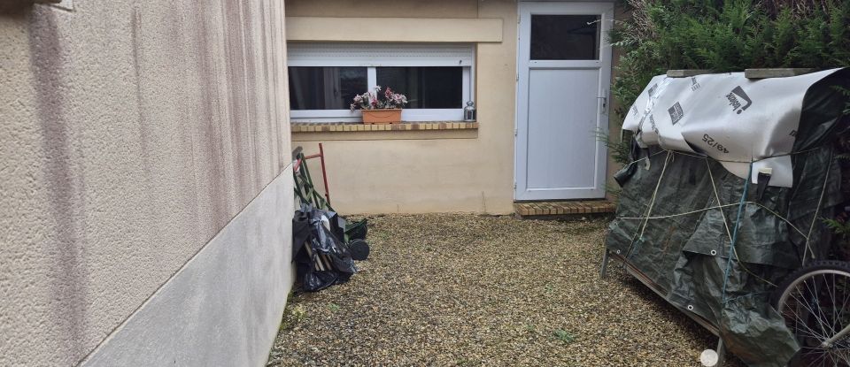 House 8 rooms of 140 m² in Veneux-les-Sablons (77250)