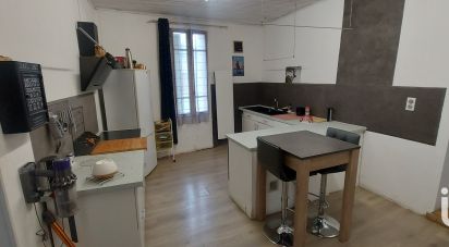 Maison de ville 3 pièces de 125 m² à Jonquières-Saint-Vincent (30300)