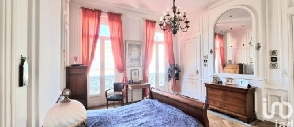 Appartement 4 pièces de 178 m² à Saint-Étienne (42000)