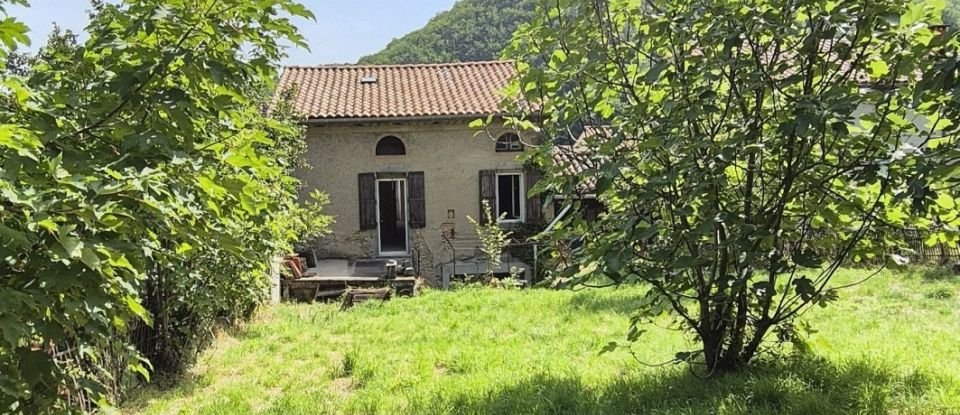 Maison 4 pièces de 126 m² à Mazamet (81200)