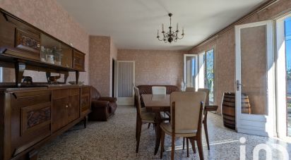 Traditional house 5 rooms of 110 m² in Saint-Louis-de-Montferrand (33440)