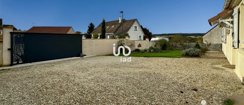 House 7 rooms of 111 m² in Thorigny-sur-Oreuse (89260)