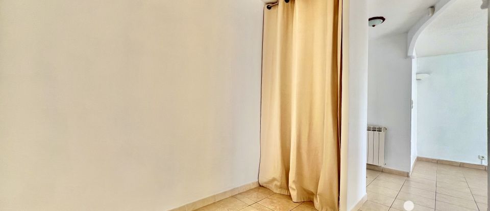 Appartement 2 pièces de 58 m² à Fréjus (83600)