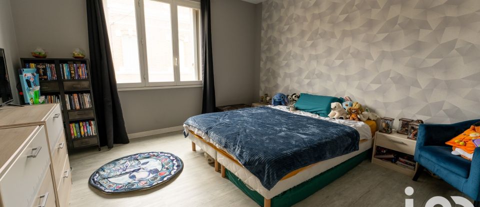 Appartement 4 pièces de 82 m² à Reims (51100)