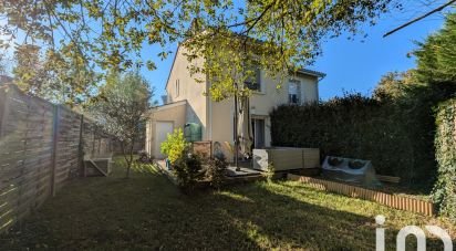 Maison 3 pièces de 62 m² à Le Pian-Médoc (33290)