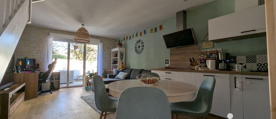 Maison 3 pièces de 62 m² à Le Pian-Médoc (33290)