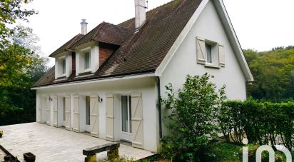 Traditional house 9 rooms of 189 m² in Rochecorbon (37210)