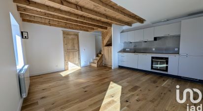 Appartement 2 pièces de 43 m² à Huez (38750)