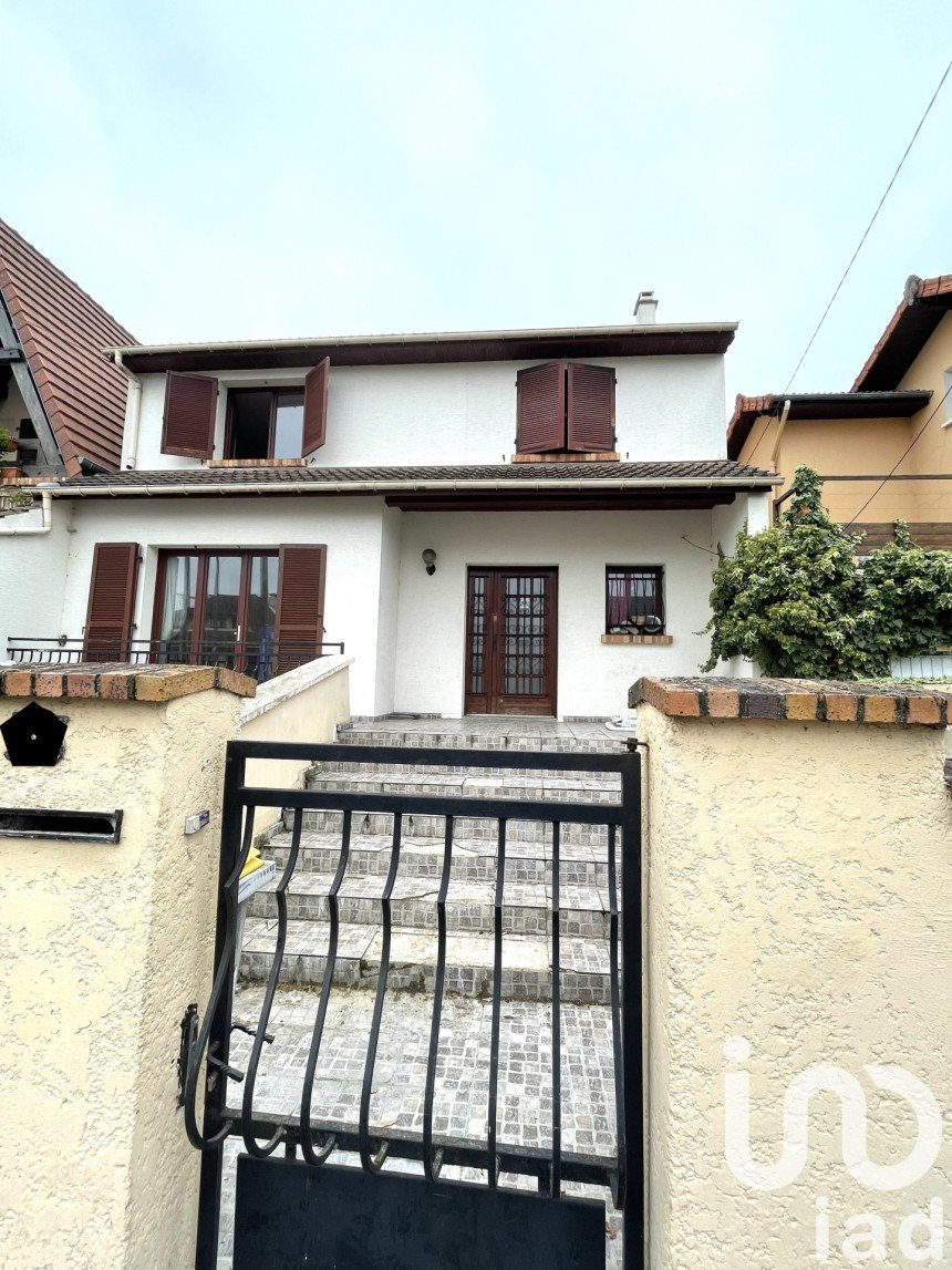 House 6 rooms of 137 m² in Livry-Gargan (93190)