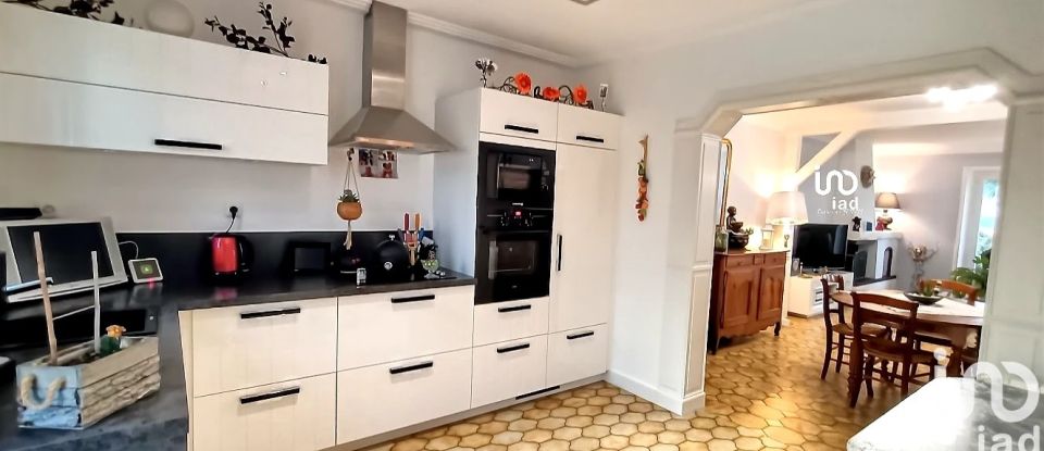 Maison traditionnelle 4 pièces de 117 m² à Rezé (44400)