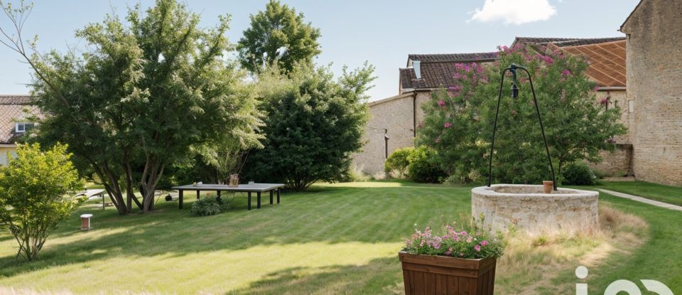 Maison 4 pièces de 120 m² à Saint-Georges-du-Bois (17700)