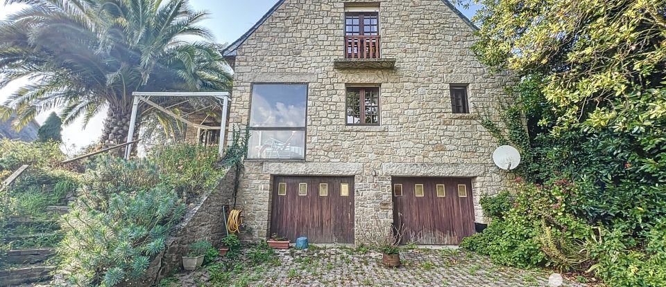 Maison 7 pièces de 179 m² à Hénansal (22400)