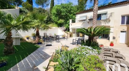 House 10 rooms of 339 m² in Roquebrune-sur-Argens (83380)