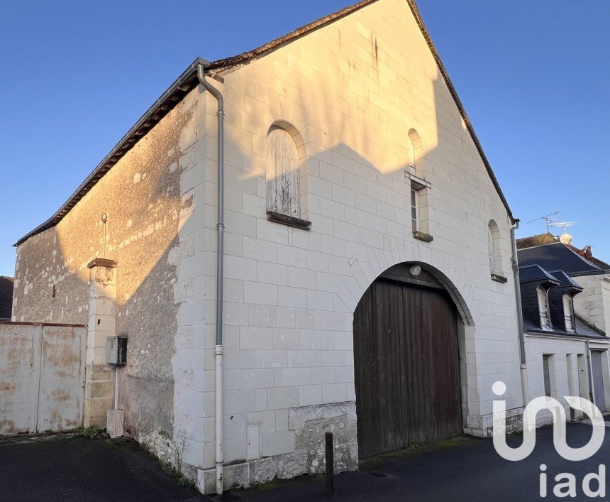 Barn conversion 2 rooms of 360 m² in Bléré (37150)