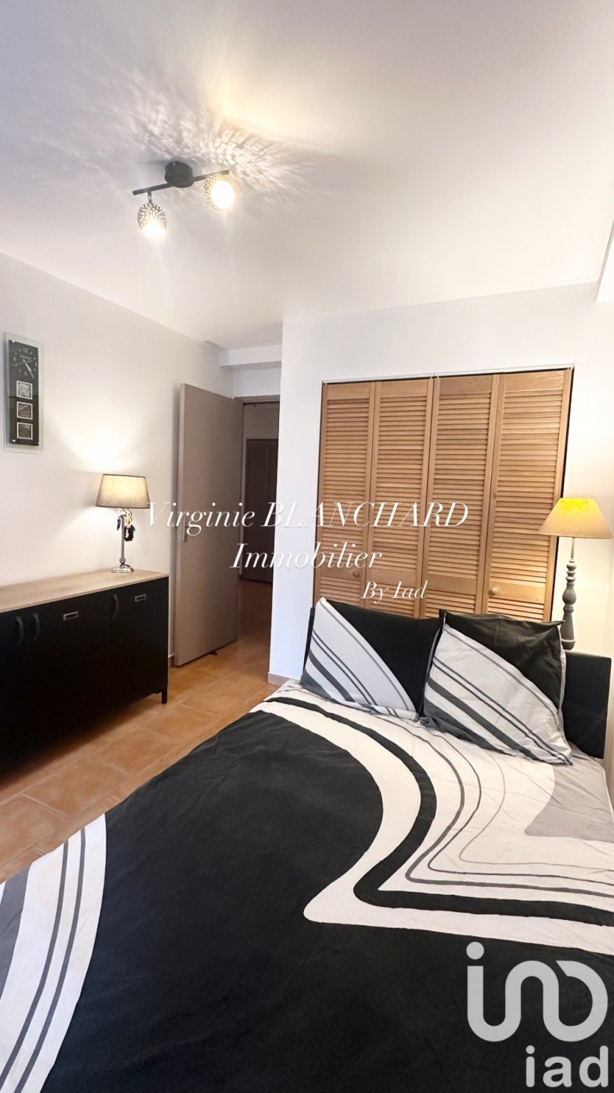 Apartment 4 rooms of 73 m² in Marseille (13004)