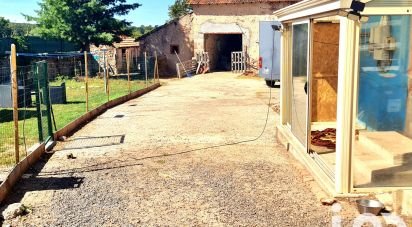 House 4 rooms of 108 m² in Vallon-en-Sully (03190)