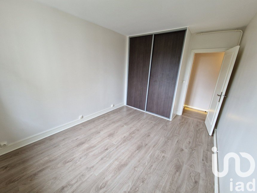 Apartment 3 rooms of 58 m² in Gagny (93220)