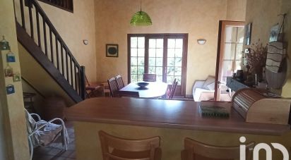 Traditional house 6 rooms of 101 m² in Biscarrosse (40600)