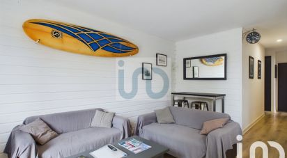 House 4 rooms of 66 m² in Rivedoux-Plage (17940)