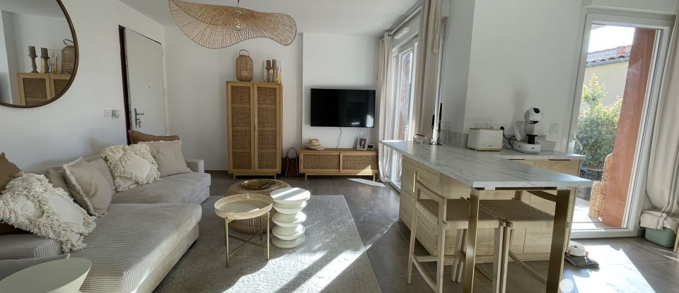 Apartment 2 rooms of 44 m² in Sanary-sur-Mer (83110)