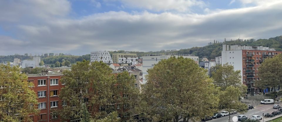 Appartement 4 pièces de 84 m² à Pantin (93500)