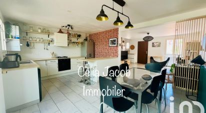 Maison 4 pièces de 90 m² à Solliès-Pont (83210)