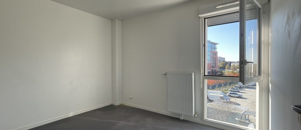 Apartment 3 rooms of 69 m² in Aubervilliers (93300)