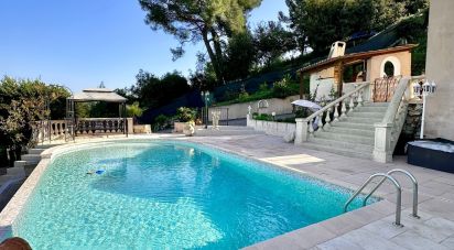 Maison 9 pièces de 295 m² à Saint-Paul-de-Vence (06570)