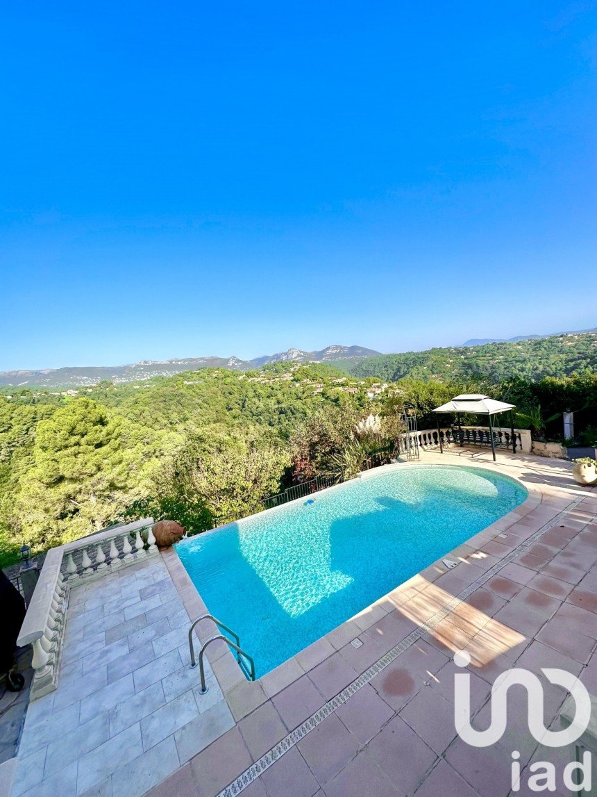 House 9 rooms of 295 m² in Saint-Paul-de-Vence (06570)