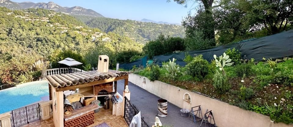 Maison 9 pièces de 295 m² à Saint-Paul-de-Vence (06570)