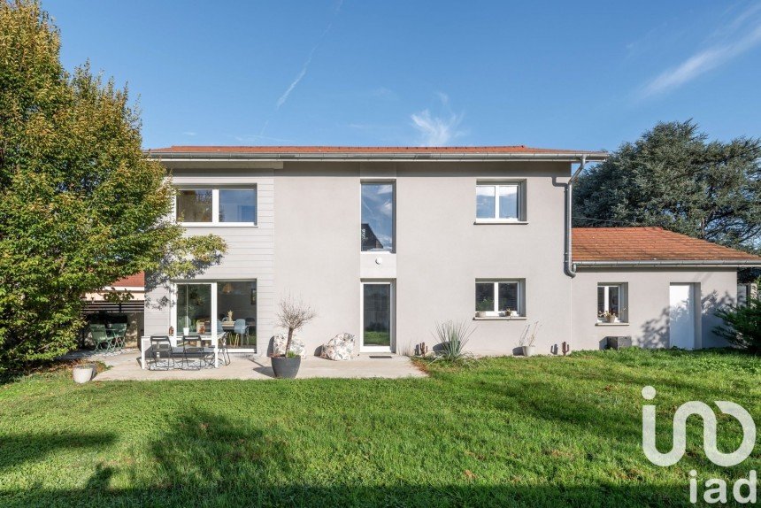 Maison 5 pièces de 140 m² à Coublevie (38500)