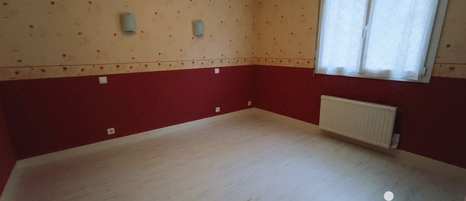 House 4 rooms of 80 m² in Bourbonne-les-Bains (52400)