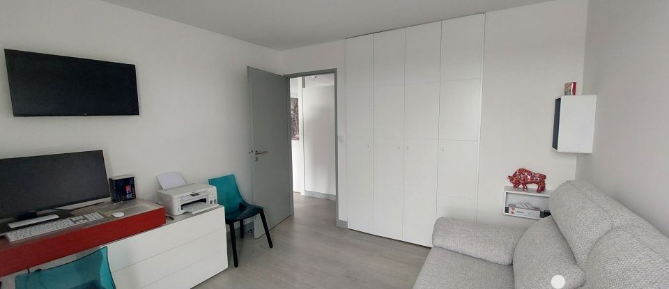 Appartement 3 pièces de 85 m² à La Rochelle (17000)