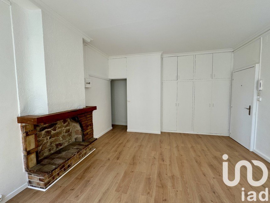 Apartment 2 rooms of 41 m² in Toulon (83100)