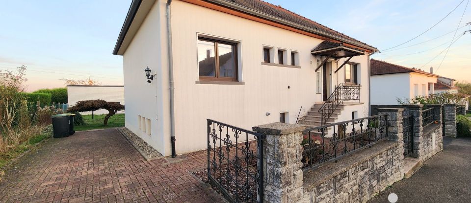 Maison 6 pièces de 126 m² à Diebling (57980)