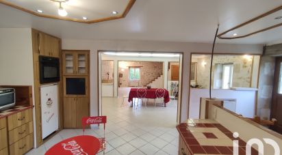 House 7 rooms of 175 m² in Lussac-les-Châteaux (86320)