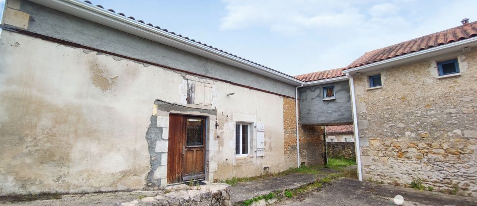 House 7 rooms of 175 m² in Lussac-les-Châteaux (86320)