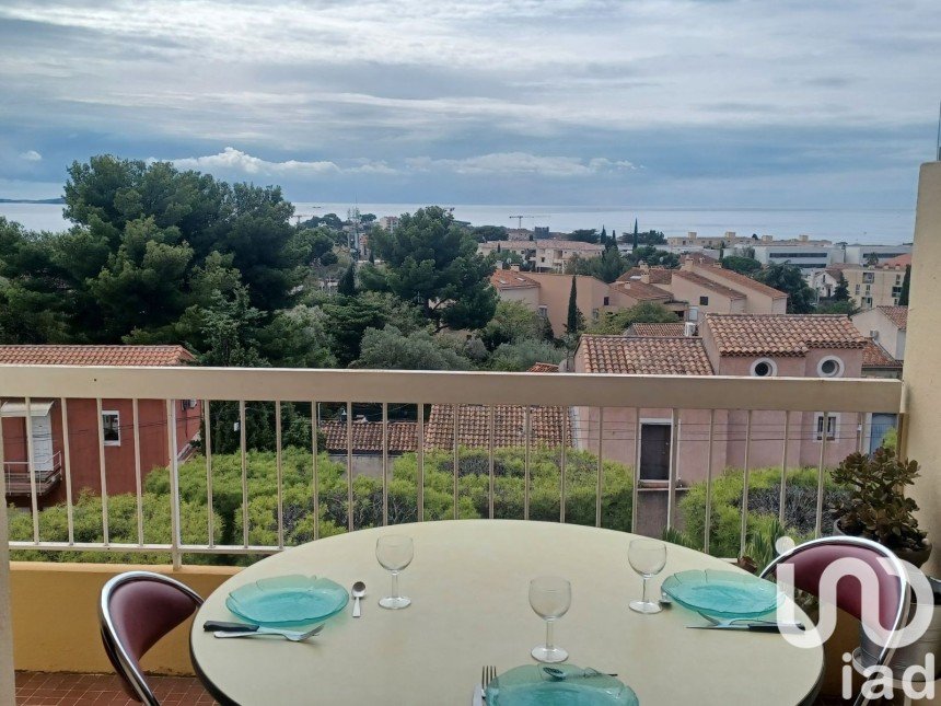 Apartment 3 rooms of 67 m² in Bandol (83150)