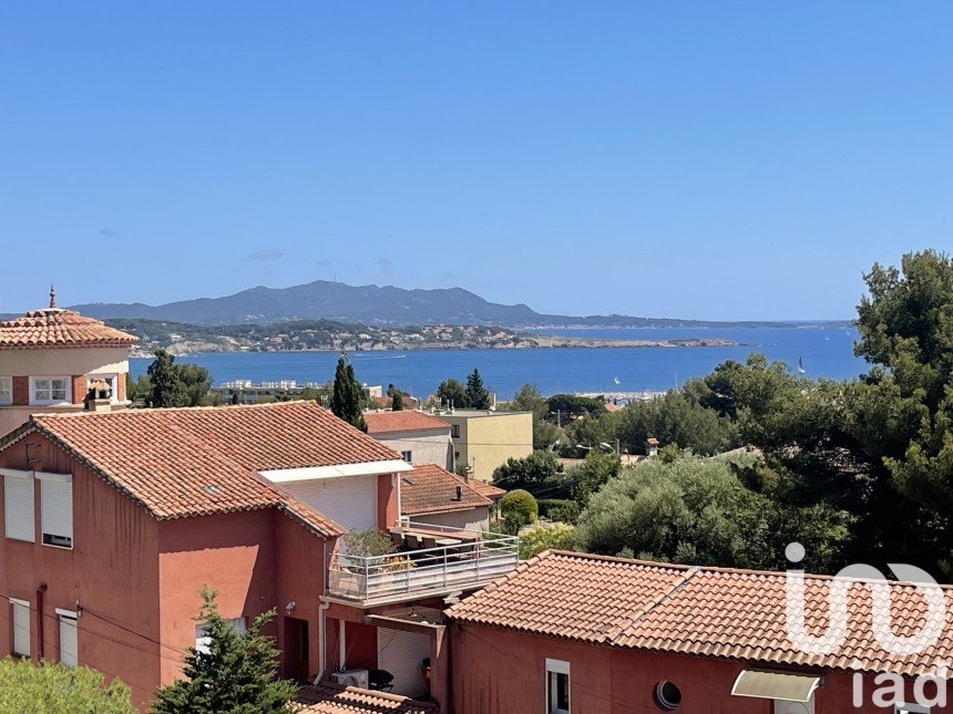 Appartement 3 pièces de 67 m² à Bandol (83150)