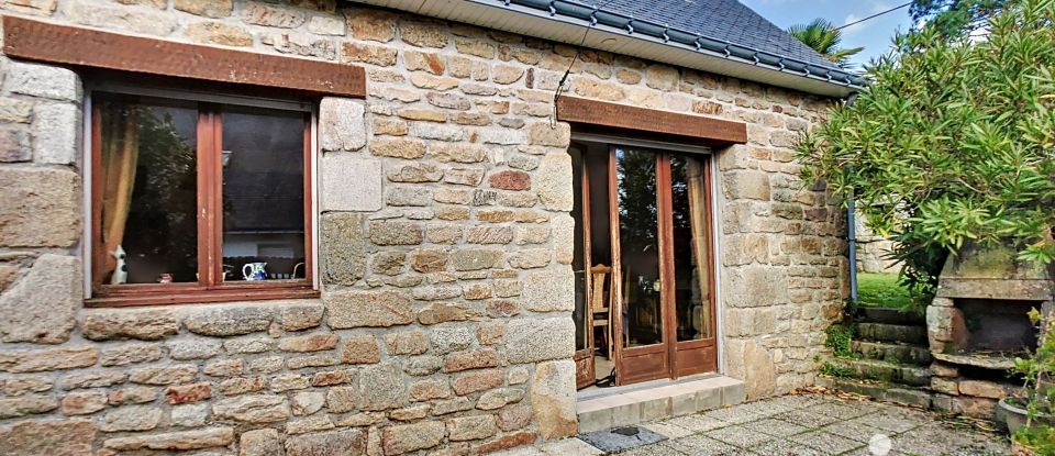 Traditional house 4 rooms of 74 m² in Larmor-Plage (56260)