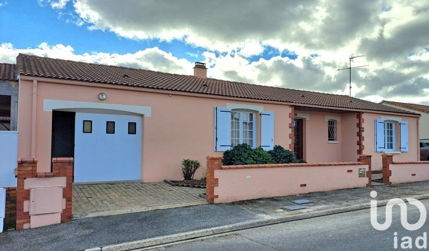 House 5 rooms of 102 m² in La Ferrière (85280)