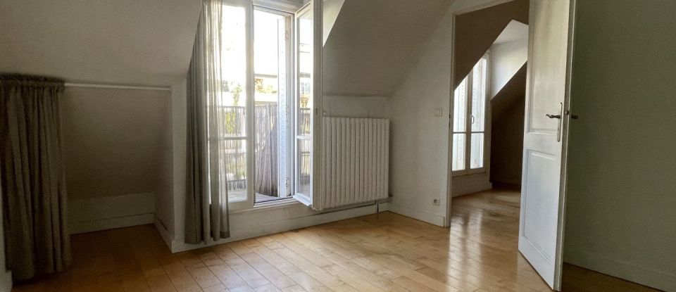 Apartment 4 rooms of 100 m² in Paris (75011)