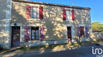 Village house 4 rooms of 126 m² in Maillezais (85420)