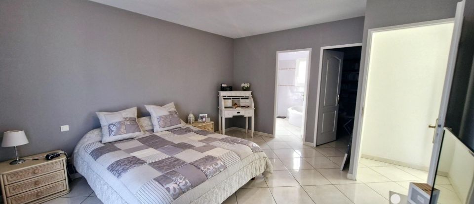 Traditional house 5 rooms of 161 m² in Béziers (34500)