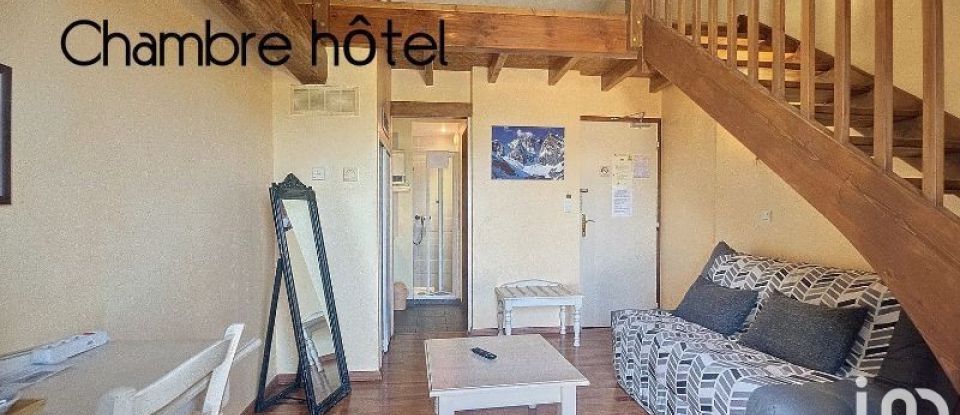 Hotel of 594 m² in Nouilhan (65500)