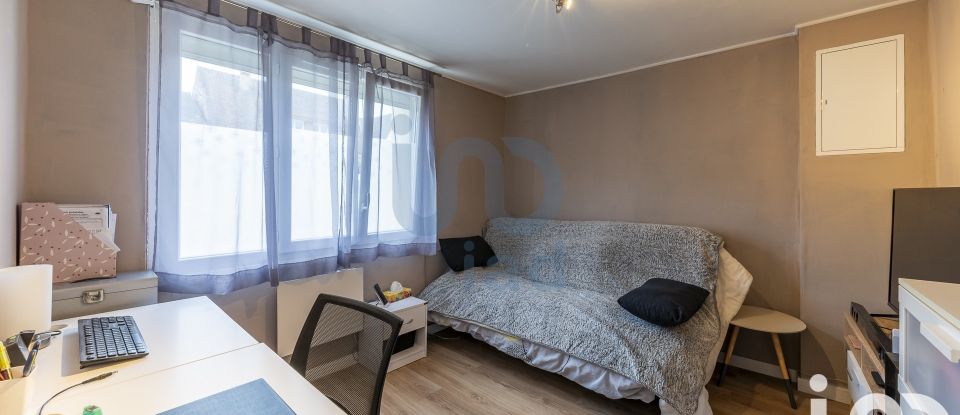 Maison 6 pièces de 108 m² à Chevilly-Larue (94550)