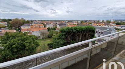 Apartment 3 rooms of 73 m² in Cholet (49300)