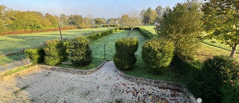 Maison 10 pièces de 195 m² à Saint-Sulpice-les-Feuilles (87160)