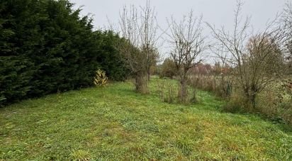 Land of 1,170 m² in Saint-Broingt-le-Bois (52190)